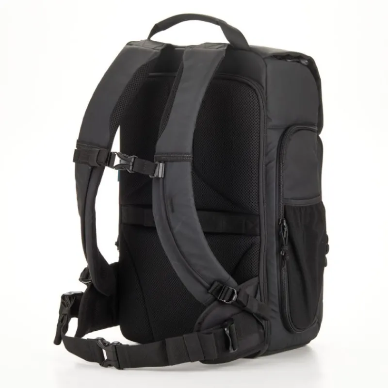 Tenba Description courte : Le sac à dos AXIS V2 LT 20L Noir allie légèreté et robustesse pour protéger votre équipement photo. A