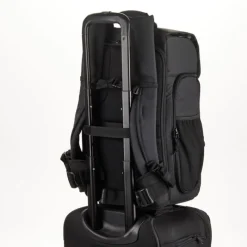 Tenba Description courte : Le sac à dos AXIS V2 LT 20L Noir allie légèreté et robustesse pour protéger votre équipement photo. A