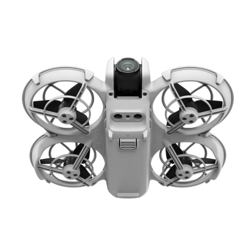 DJI Neo Fly More Combo - Drone Ultra Compact et Intelligent avec Vidéo 4K Stabilisée