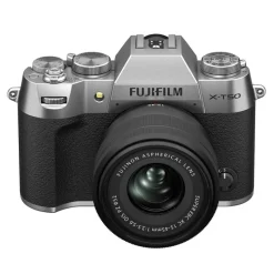 Fujifilm FUJI X-T50 SILVER + XC 15-45mm : Appareil Photo Hybride 40,2 MP avec Vidéo 6,2K et Simulations de Film