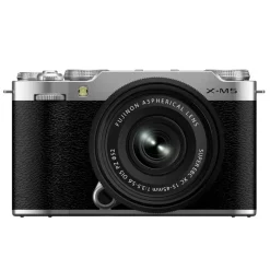 Fujifilm X-M5silver + XC15-45mm