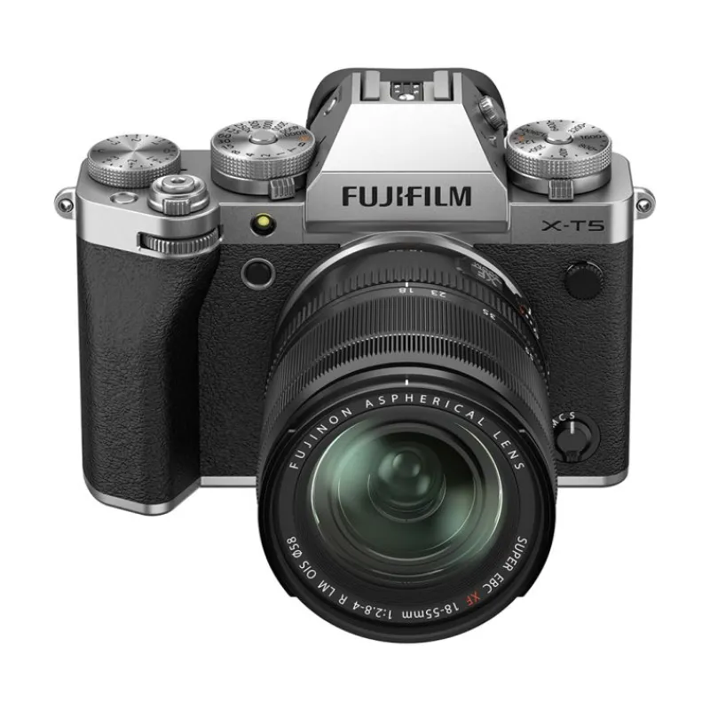 Fujifilm X-T5 +XF 18-55Silver