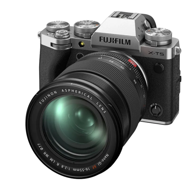 Fujifilm X-T5 +XF 16-80Silver