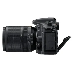 Nikon D7500 + AF-S DX 18-140 mm f/3,5-5,6 VR - Panajou
