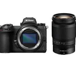 Nikon Z 6II + 24-200 MM