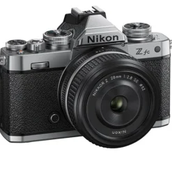 Nikon Zfc + Z 28mmf/2.8 SE