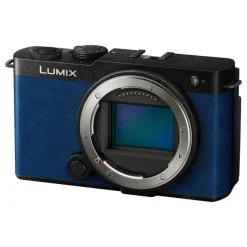 Panasonic LUMIX S9 BLEU : Appareil photo compact 24,2 MP avec stabilisation et REAL TIME LUT