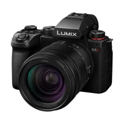 Panasonic Lumix S5 II + 28-200 - Hybride Plein Format 24,2MP | Vidéo 6K et Autofocus