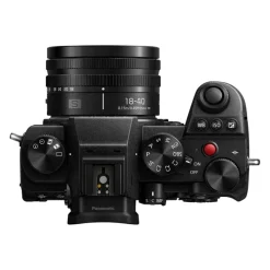 Panasonic LUMIX S5D + 18-40mm - Hybride plein format compact, vidéo 4K et stabilisation