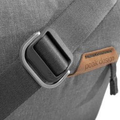 Peak Design Everyday Sling V2 6L Ash - Sac photo compact et résistant - Panajou