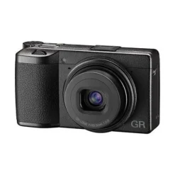 Ricoh GR III - Panajou