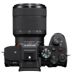 Sony ALPHA 7 IV + FE 28-70 mm + 50 1,8