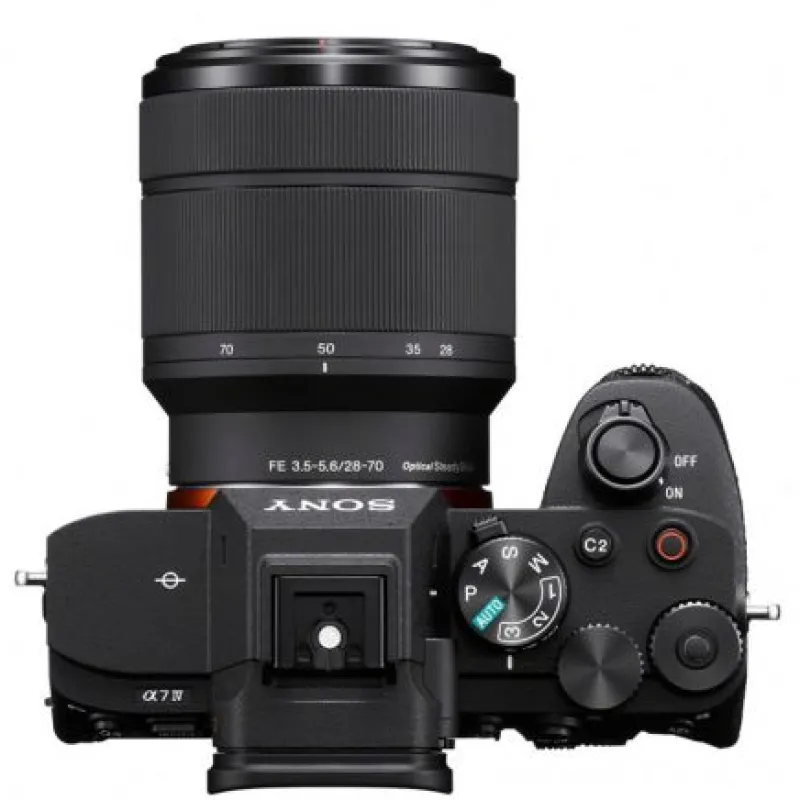Sony ALPHA 7 IV + FE 28-70 mm + 50 1,8