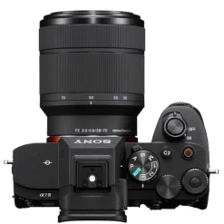 Sony ALPHA 7 IV + FE 28-70 mm f/3,5-5,6 OSS